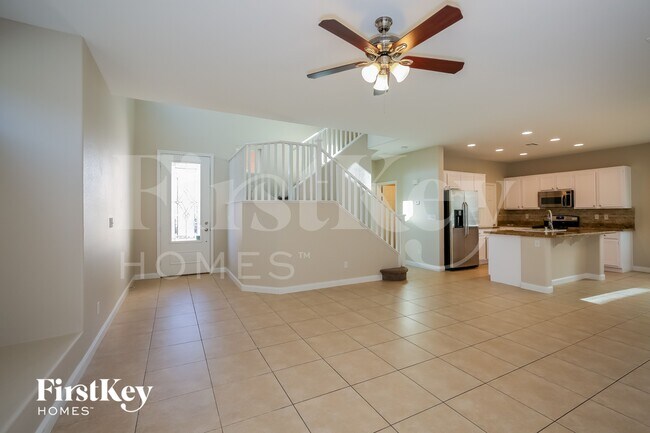 Foto del edificio - 6624 Petrified Forest St