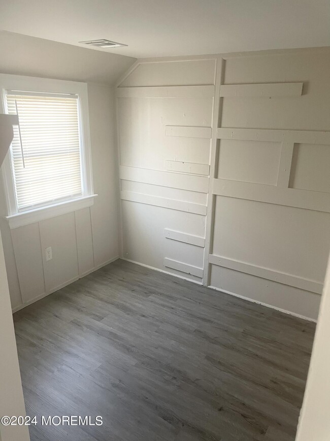 Building Photo - 1313 Ocean Terrace