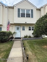 Building Photo - 325 Kingsbridge Ct