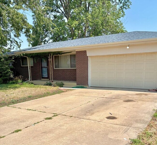 Foto del edificio - 4 Bedroom, 2 Bathroom Ranch
