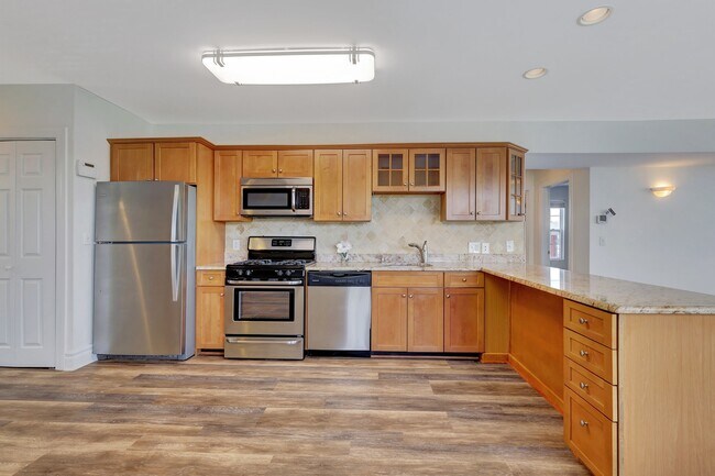 Foto del edificio - 170 Undercliff Ave