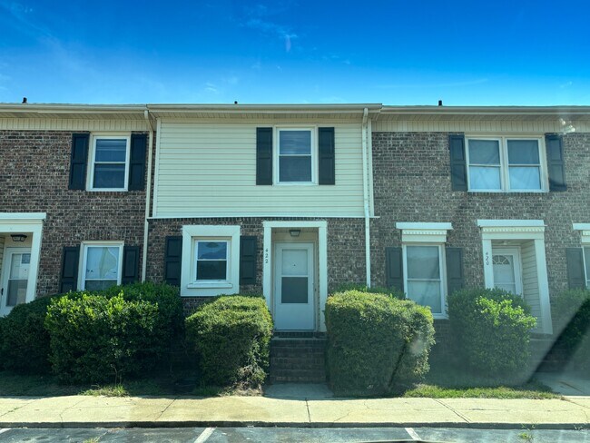 Foto del edificio - 422 Kirkcaldy Ct