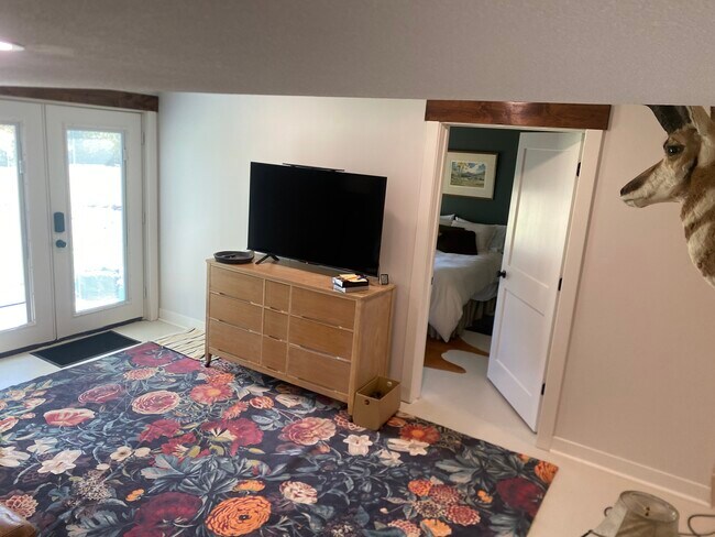 Dormitorio desde Lvg Rm - 1436 E 100th Rd