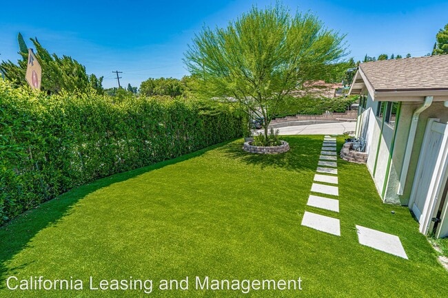 Building Photo - 3 br, 1.5 bath House - 12301 Luna Place
