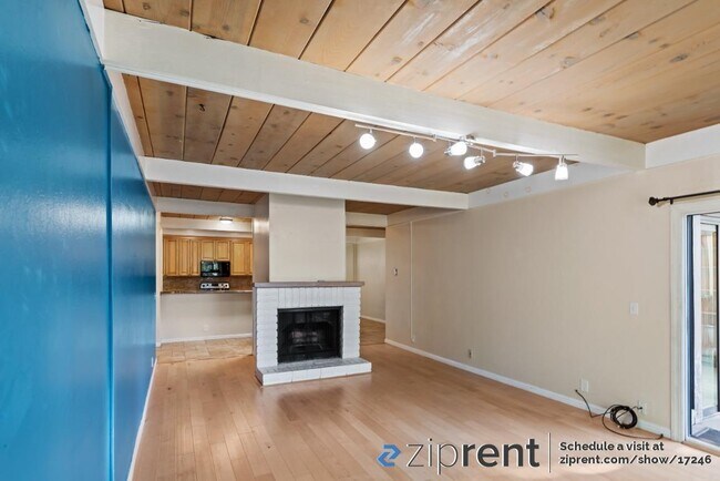 Building Photo - 39090 Presidio Way