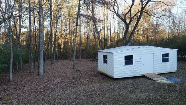 Foto del edificio - 3 bedroom/2 bath home