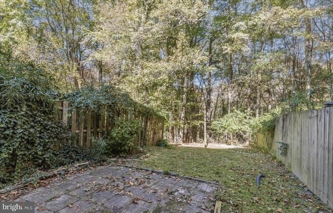 Building Photo - 1028 Ellicott Dr