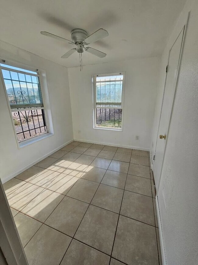 Foto del edificio - 904 S Florida Ave