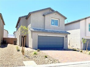 Building Photo - 6035 Swift Lariat St