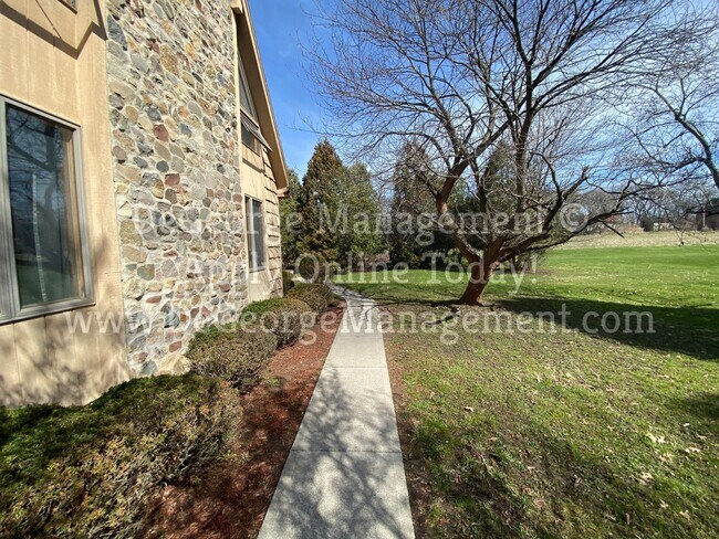 Foto del edificio - 311 1/2 Washington Street