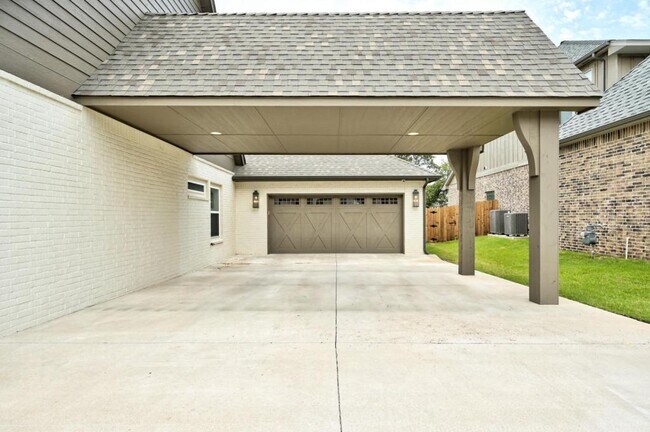 Foto del edificio - 4001 Stone Hl Ln