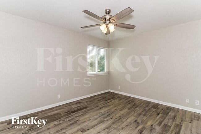 Building Photo - 2138 Brinkley Dr