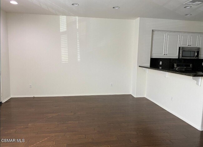 Building Photo - 2234 Rolling River Ln