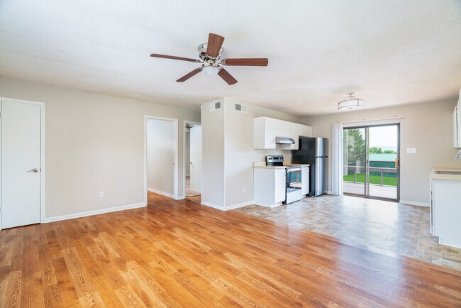Building Photo - 208 Berry Way