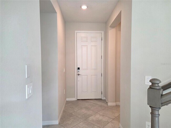 Foto del edificio - 2865 High Pointe St