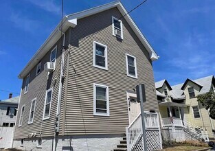 Building Photo - 16 Robinson St