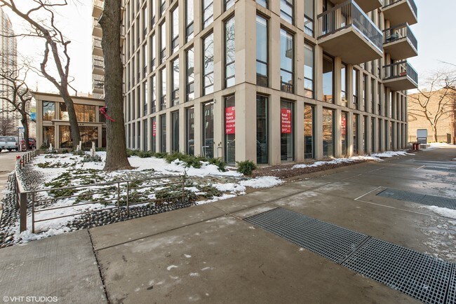 Building Photo - Eugenie Square