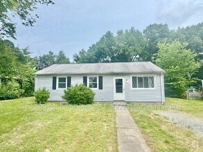 Building Photo - 2207 Beck Dr