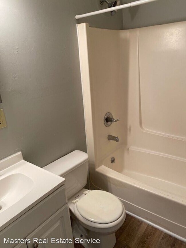 Building Photo - 2 br, 1 bath House - 564A Dacian Road