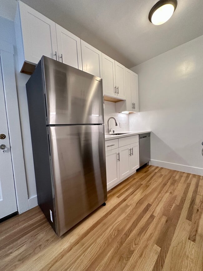 Foto del edificio - 2070 Fell St