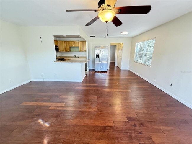 Foto del edificio - 2202 Clubhouse Dr