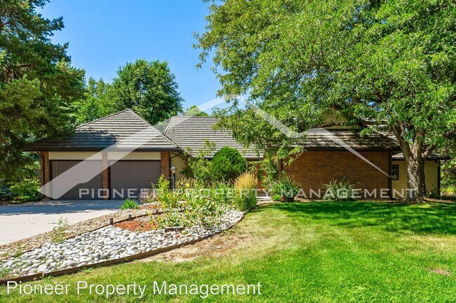 Foto del edificio - 4 br, 6 bath House - 5735 Big Canon Dr