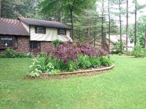 Building Photo - 28 Woodmint Pl