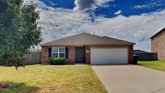 Photo - Spacious 3 Bedroom 2 Bathroom Home in Must...