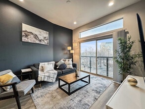 Building Photo - 2908 Indiana St