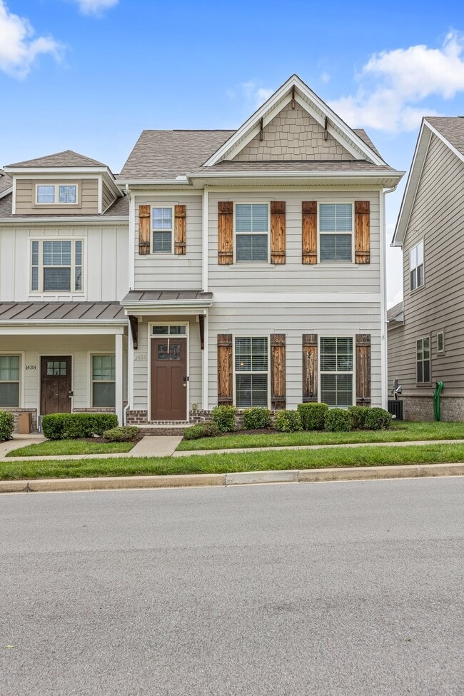 Foto del edificio - 1436 White Dutch Ln