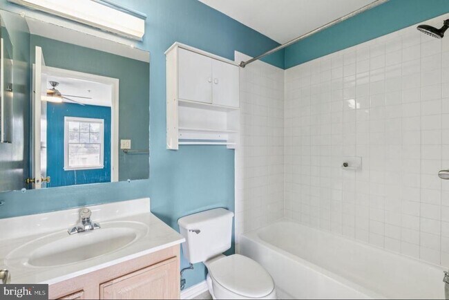 Foto del edificio - 837 Hr Dr SE