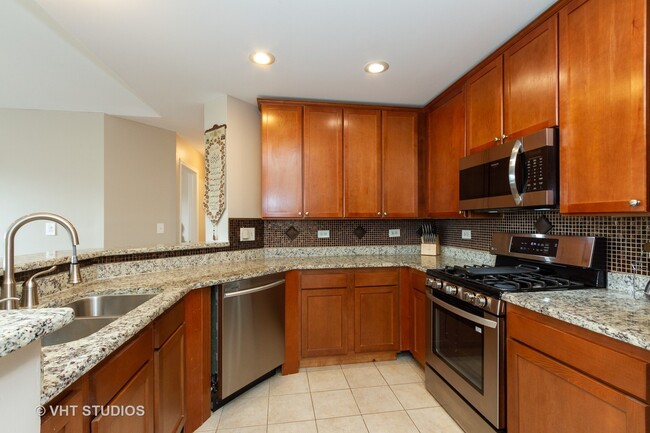 Building Photo - 2506 Echelon Cir