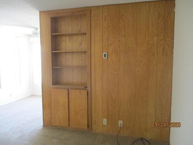 Building Photo - 1127 Reed Ave