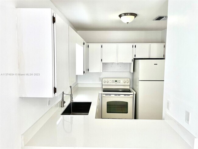 Foto del edificio - 20044 SW 87th Pl