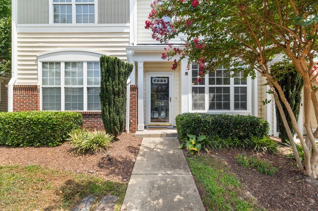 Foto del edificio - 5712 Clearbay Ln
