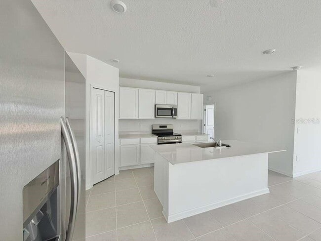 Foto del edificio - 3354 Alexander Dr