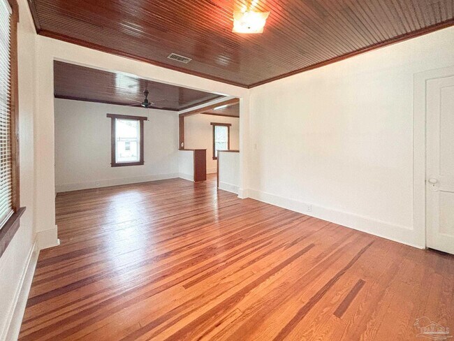 Foto del edificio - 502 Decatur Ave