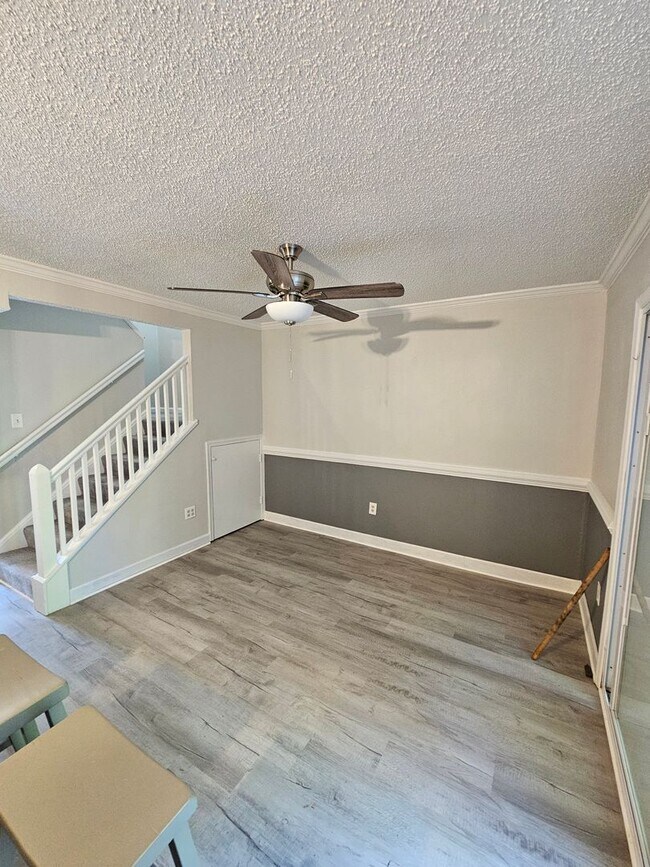 Foto del edificio - First Offering - Two Bedroom, Multi-Bath T...