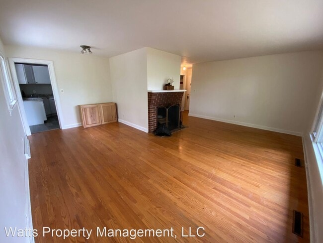 Building Photo - 3 br, 2 bath House - 6181 Renan Rd