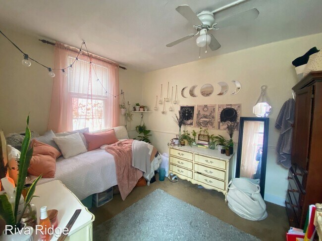 Building Photo - 5 br, 2 bath House - 1921 Larkins Way