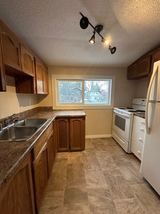 Photo du bâtiment - 2168 Rae St