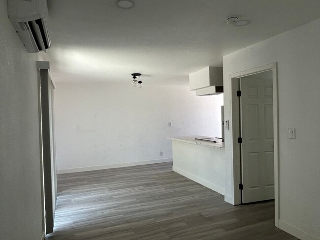 Building Photo - 150 Mortensen Ln