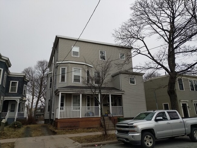 Building Photo - 6213 Shirley St