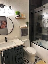 Building Photo - 4043 W Desert Hollow Dr
