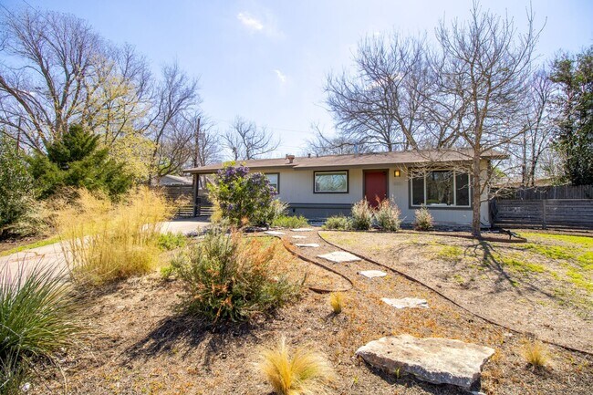 Building Photo - Discover Your Dream 2 Bedrooms, 2 Bathroom...