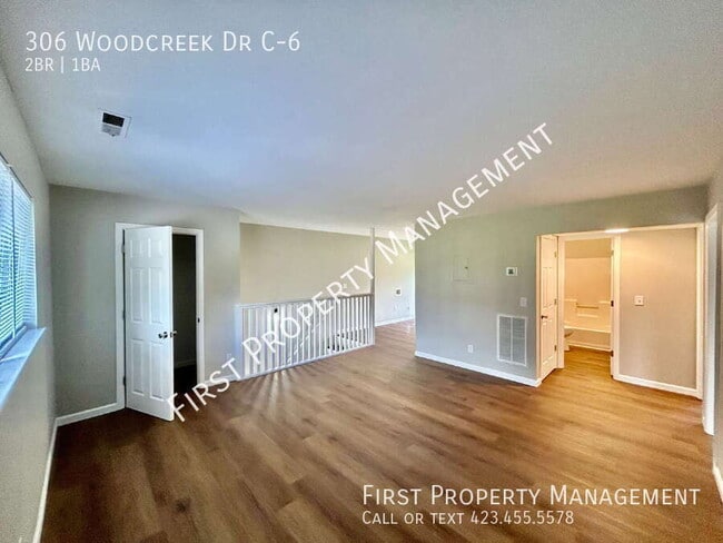Building Photo - 306 6th St