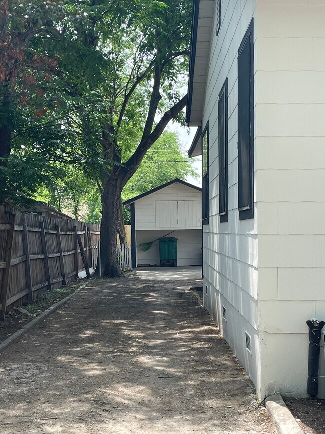 Foto del edificio - 1628 Sacramento