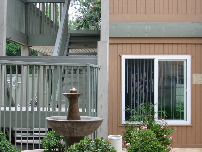 Front - 3030 Suncrest Dr