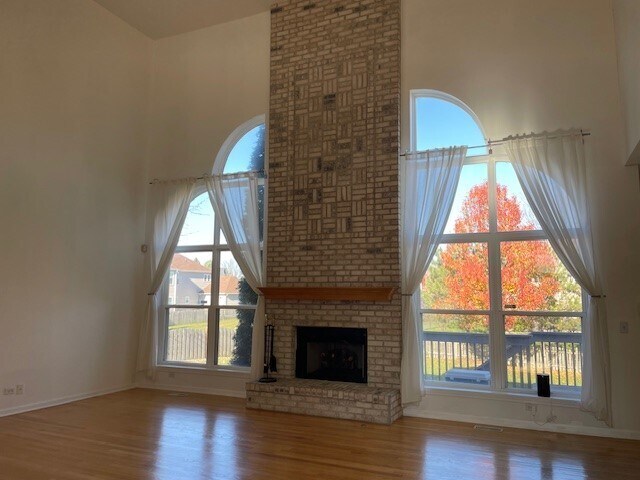 Foto del edificio - 1670 Highmeadow Ln