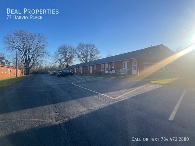 Building Photo - 77 Harvey Pl